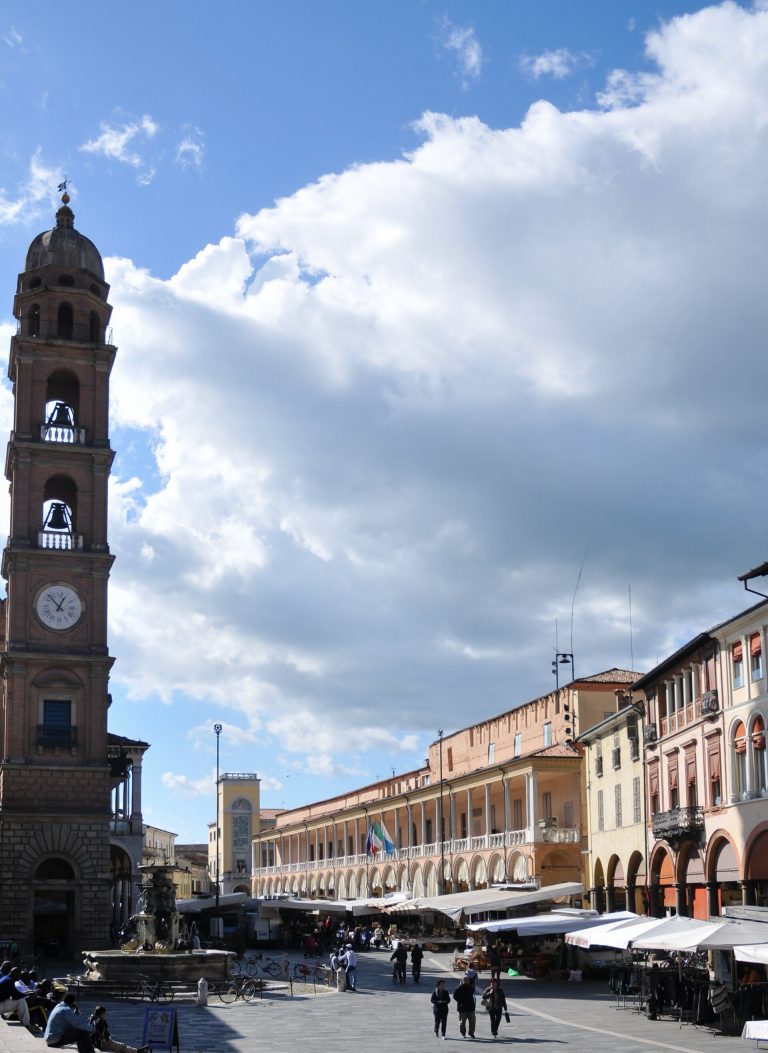 Why the French word for pottery is a Romagna town’s name