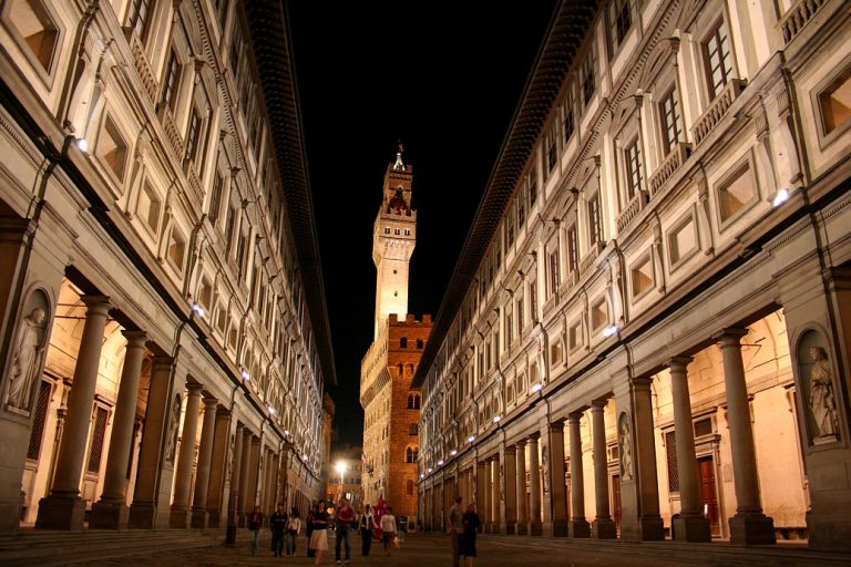 How Cosimo I’s magistrates’ offices became the Uffizi Gallery